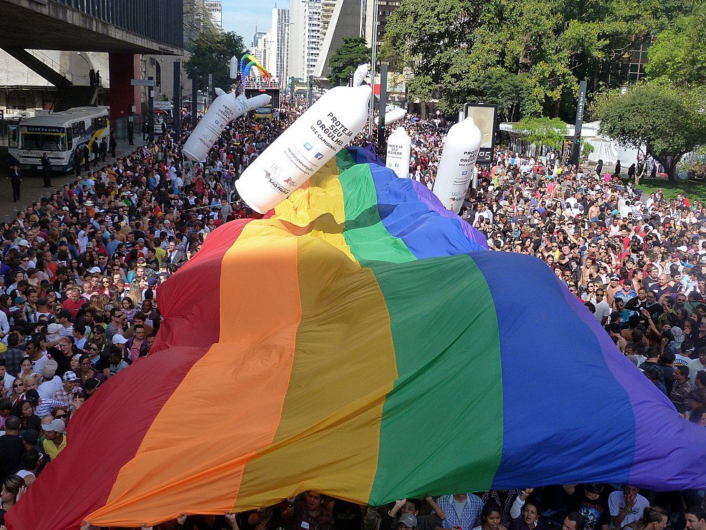 Futebol, disputas sexuais e o orgulho LGBTQI+ - Maurício Rodrigues Pinto